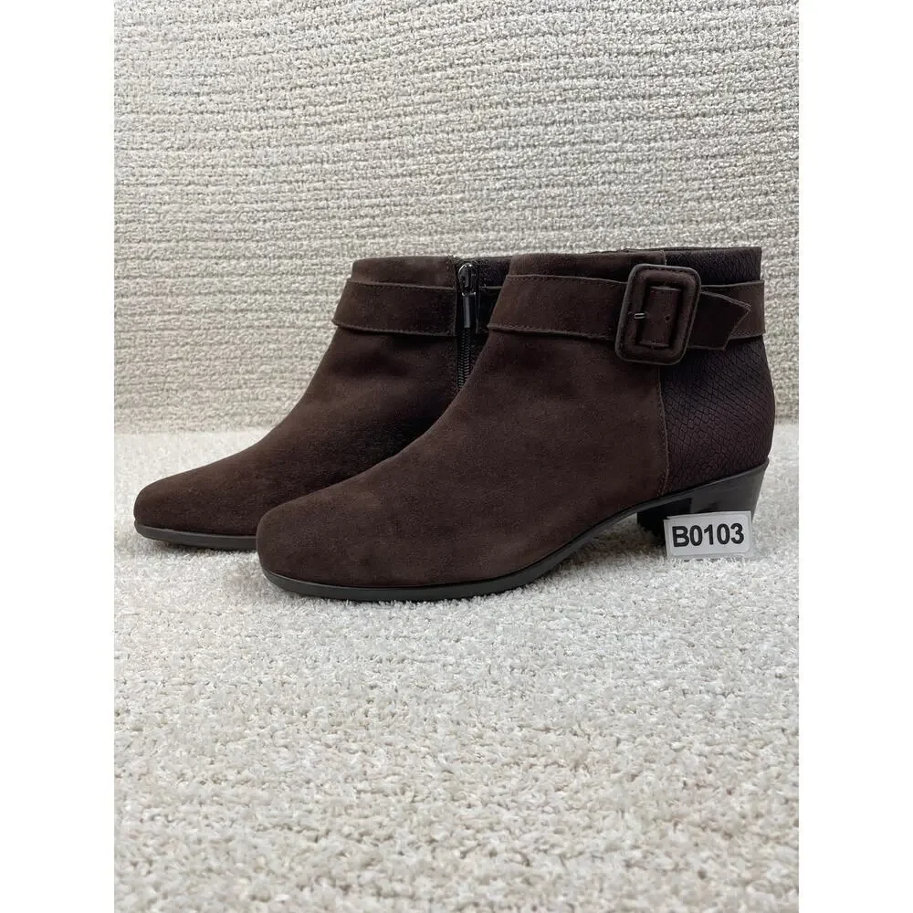 MUNRO Women's Callie Suede Ankle Booties 10M Brown Buckle Detail Stacked Heel